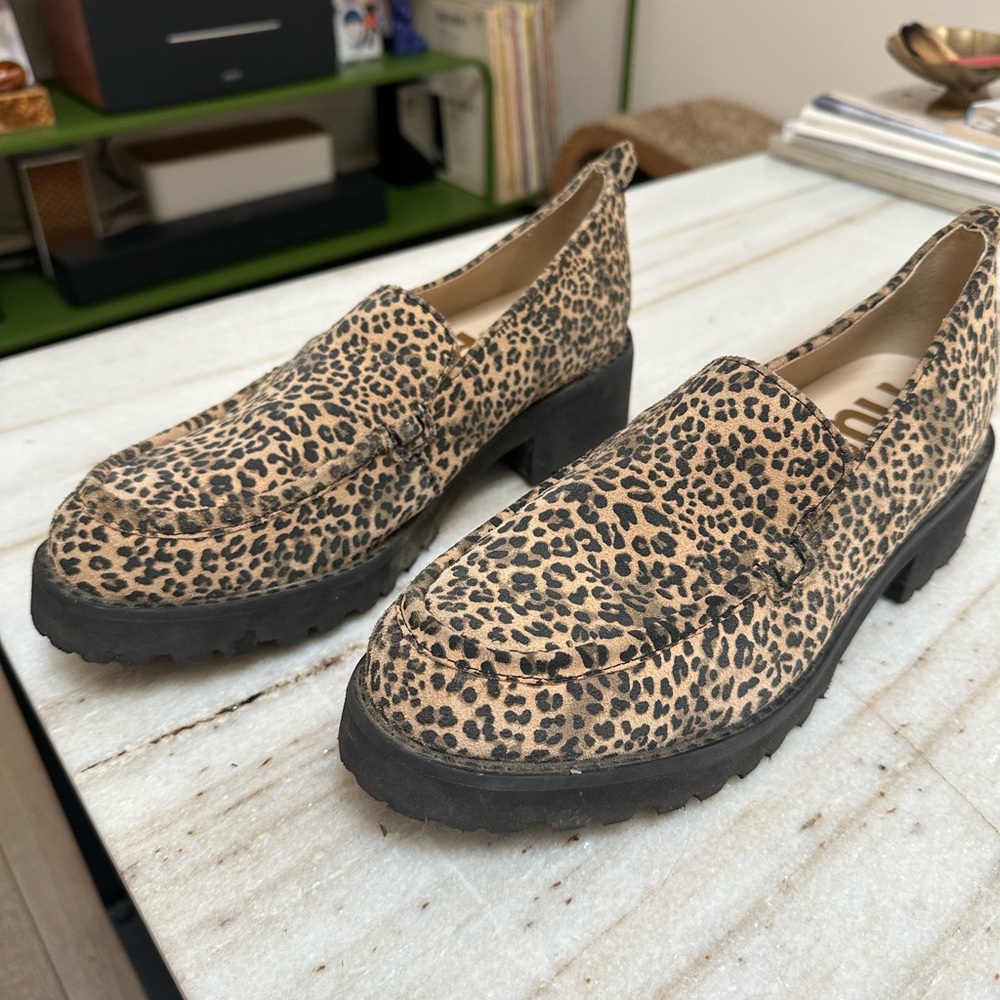 Hush Puppy Leopard Loafer - Picture 3 of 7